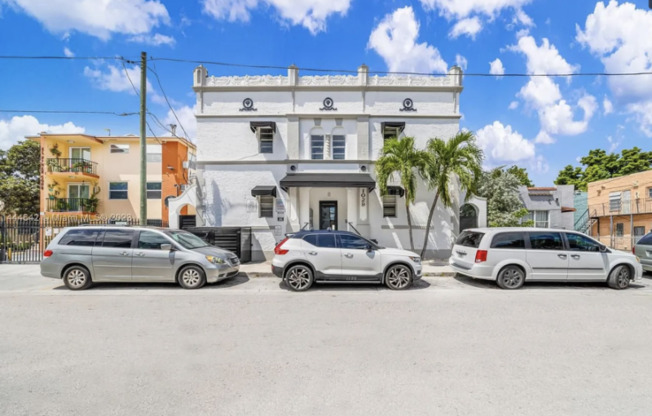 1029 SW 5 ST