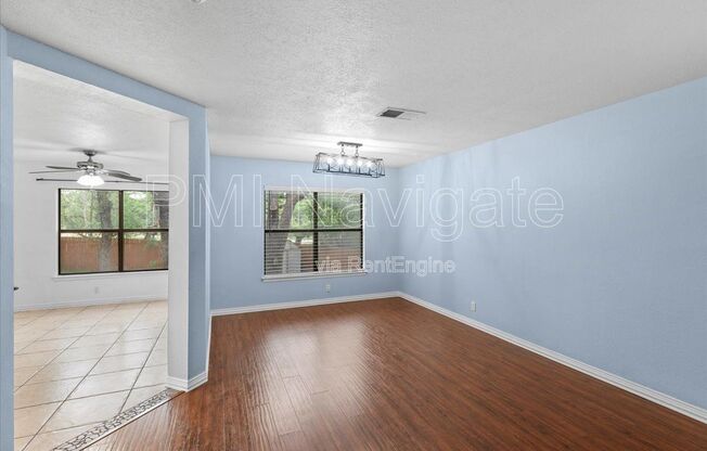 9911 OLD MESQUITE
