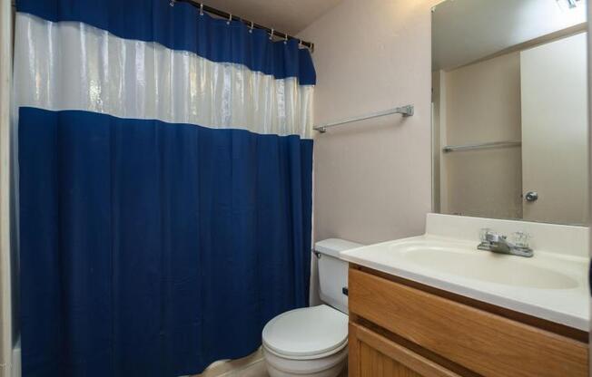 2 beds, 2 baths, $1,650, Unit Unit 107