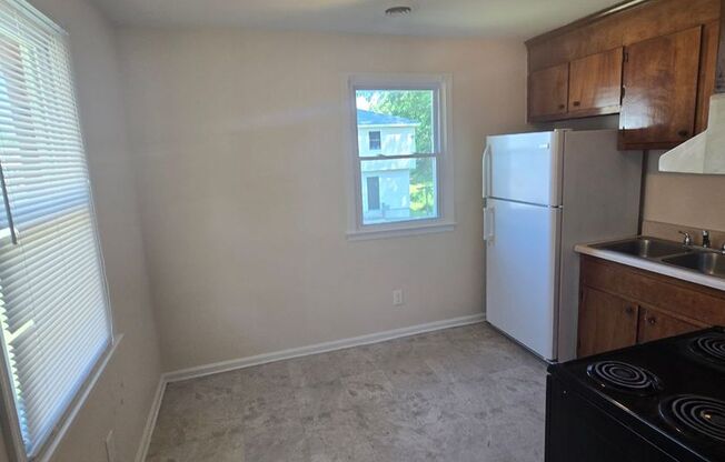 DUPLEX IN HOPEWELL