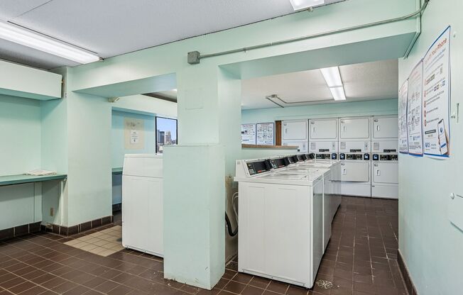 1 bed, 1 bath, 800 sqft, $1,350, Unit 306