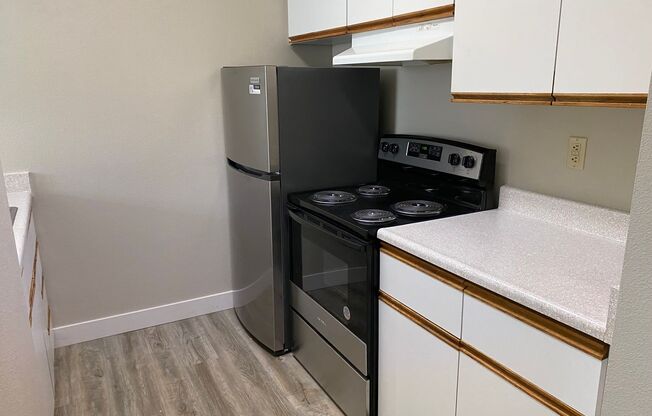 Studio, 1 bath, 462 sqft, $1,320, Unit 413