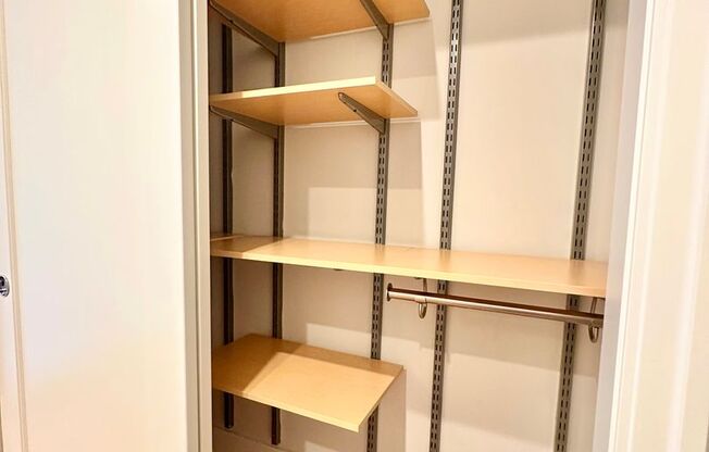 1 bed, 1 bath, $2,995, Unit 720