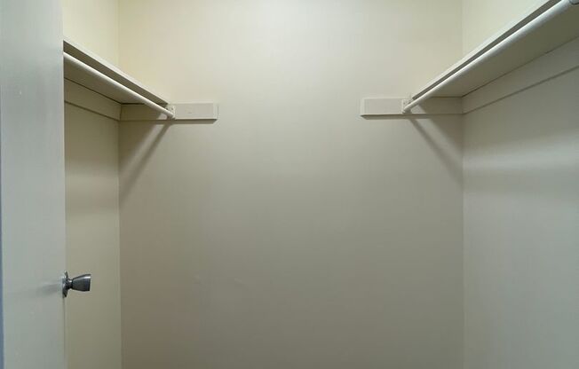 3 beds, 2 baths, 1,152 sqft, $2,350, Unit 14201 #104