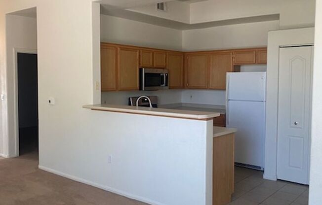 2 beds, 2 baths, $1,795, Unit UNIT 3813