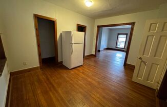 1 bed, 1 bath, 750 sqft, $1,150, Unit # 4