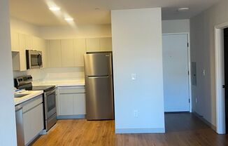 Studio, 1 bath, 437 sqft, $1,475, Unit 209