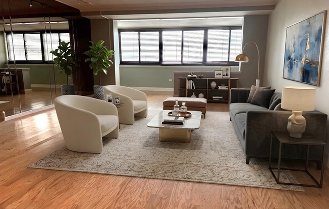 1 bed, 1 bath, 879 sqft, $3,250, Unit 7J