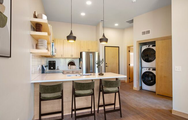 1 bed, 1 bath, 576 sqft, $1,550, Unit 230