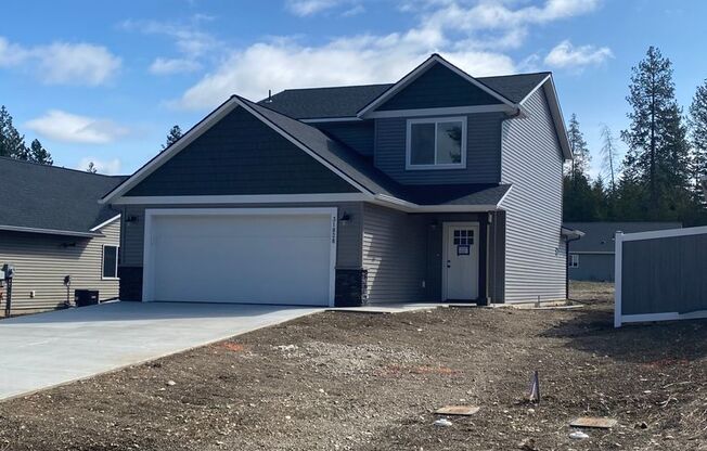 New home on 8th Avenue in Spirit Lake