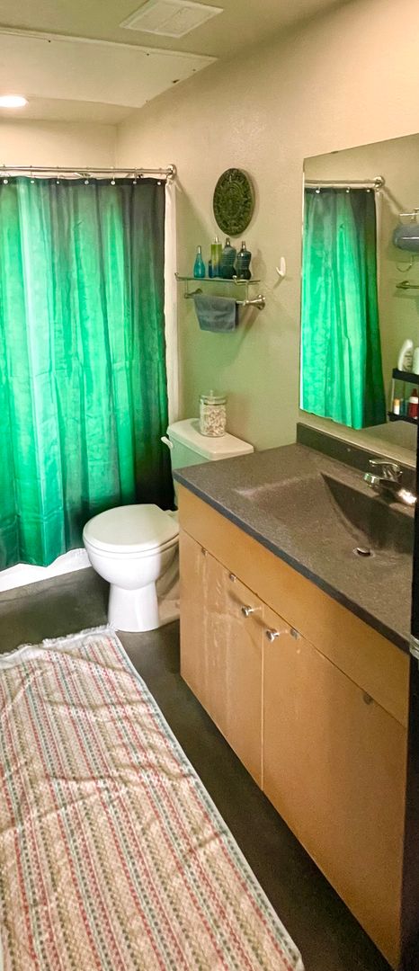 2 beds, 2 baths, 728 sqft, $1,625, Unit 201