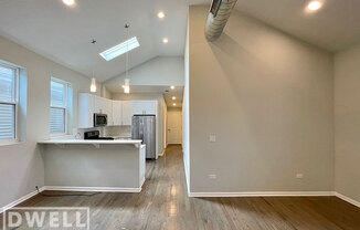712 N Willard Ct