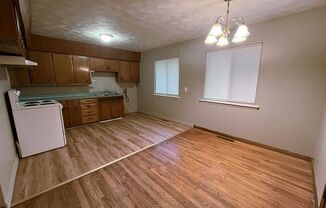 3 beds, 1 bath, $1,050