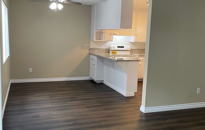 2 beds, 2 baths, 925 sqft, $2,450, Unit 37