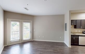 Studio Apartment in Melrose Heights- Close to Geodis Park!