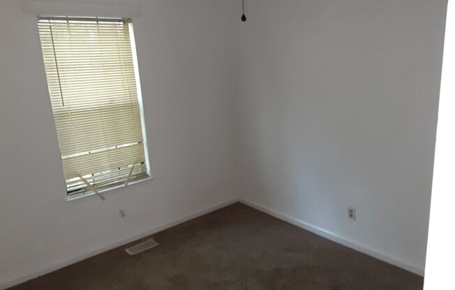 1700 MONTICELLO