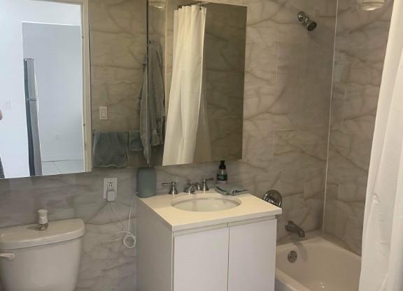 Studio, 1 bath, $2,995, Unit 2H