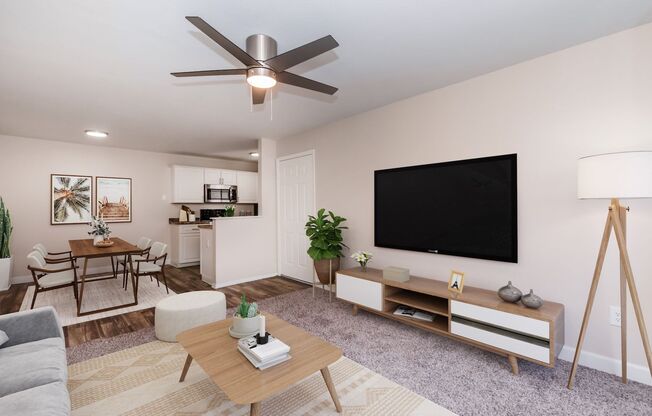 2 beds, 1 bath, 925 sqft, $1,349, Unit 10208