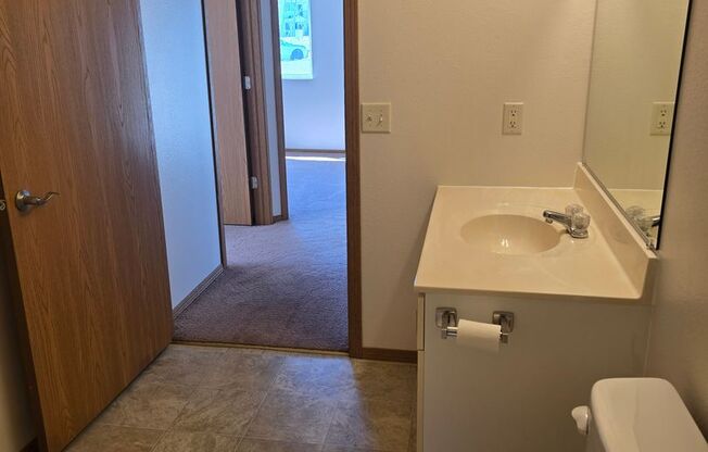 2 beds, 1 bath, 850 sqft, $1,259, Unit PL   7507