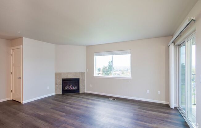 2 beds, 2.5 baths, 1,322 sqft, $2,400, Unit 5-101