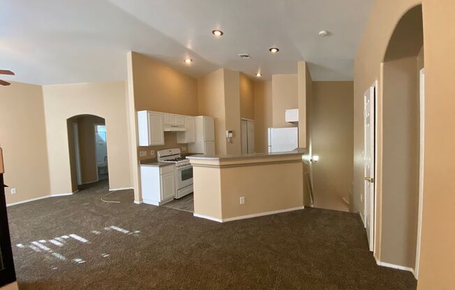 2 bed townhome in Henderson