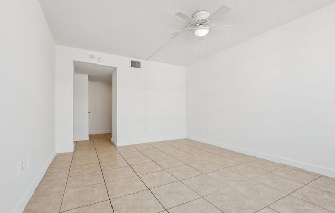 2 beds, 2 baths, 1,110 sqft, $2,300, Unit 211S