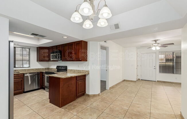 2 beds, 2 baths, 934 sqft, $1,649, Unit 117