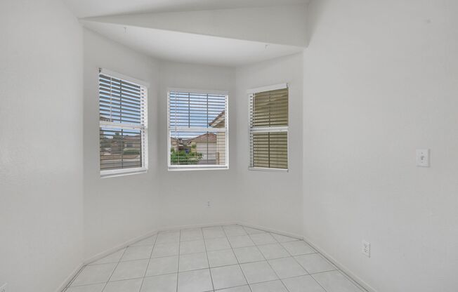 3 beds, 2 baths, $1,800