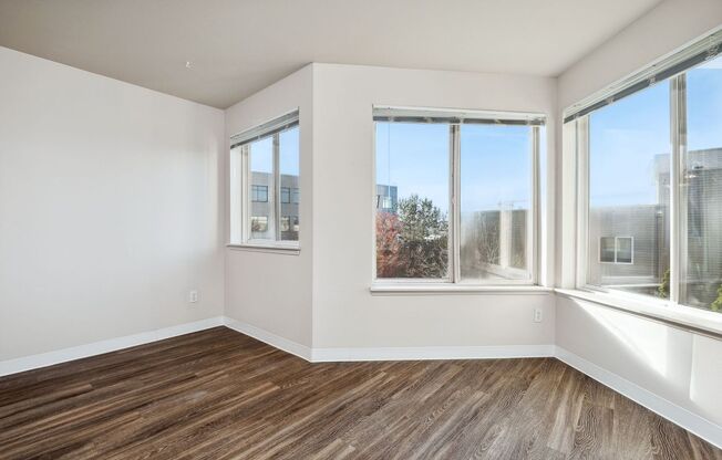 1 bed, 1 bath, 680 sqft, $1,950, Unit 305