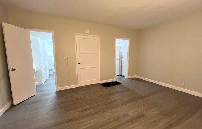 Studio, 1 bath, $1,325, Unit 03