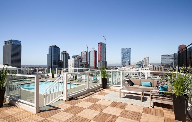 2 beds, 1 bath, 1,100 sqft, $3,100, Unit 306