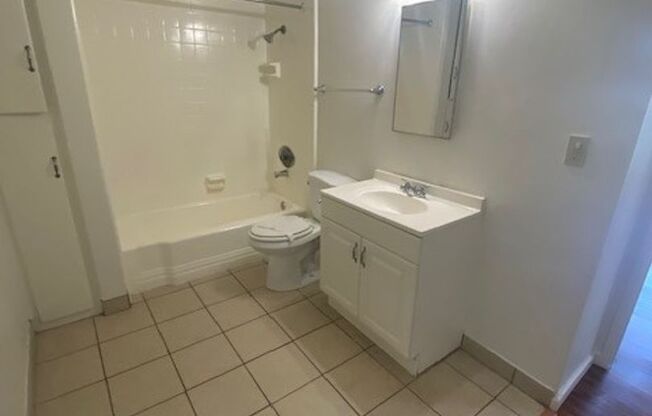 Studio, 1 bath, 398 sqft, $1,695, Unit 4201-101