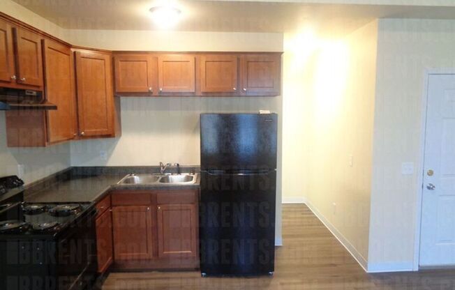 1 bed, 1 bath, $750