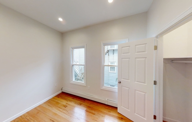 130 PUTNAM ST