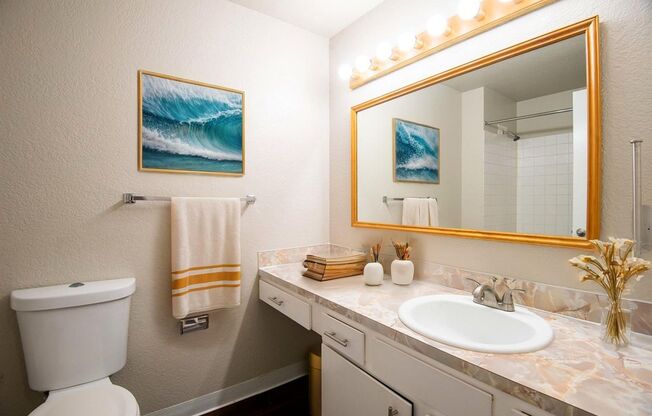 2 beds, 2 baths, 1,050 sqft, $1,695, Unit B7