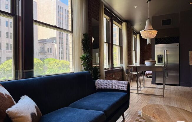 1 bed, 1 bath, 810 sqft, $2,500, Unit 301