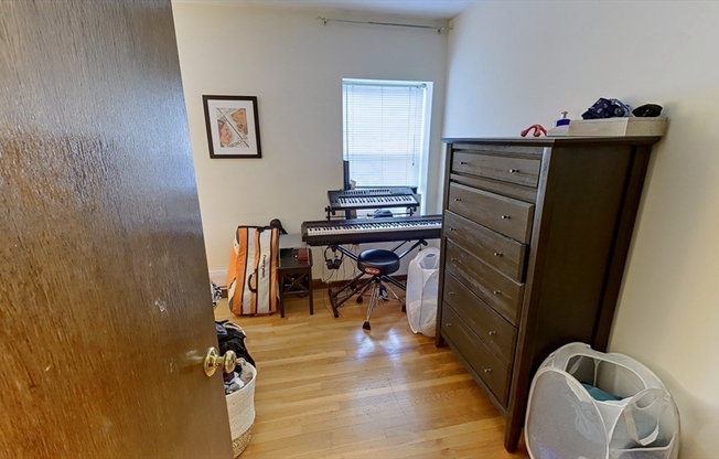 267 MAIN ST