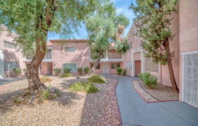 LOVELY MOVE-IN READY TWO-STORY TOWNHOME!