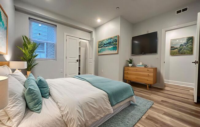 4937 Chestnut