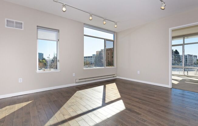 2 beds, 2 baths, 920 sqft, $3,095, Unit 303