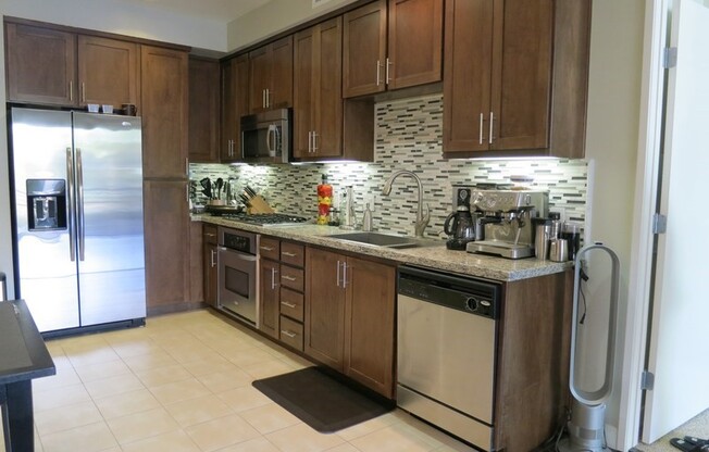 1 bed, 1 bath, 740 sqft, $2,900, Unit 326