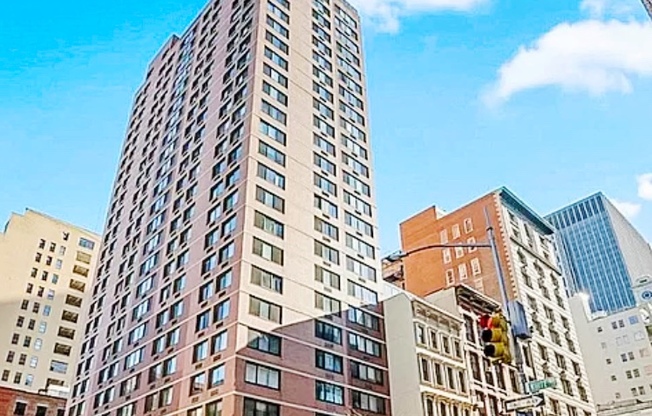 376 Broadway Street