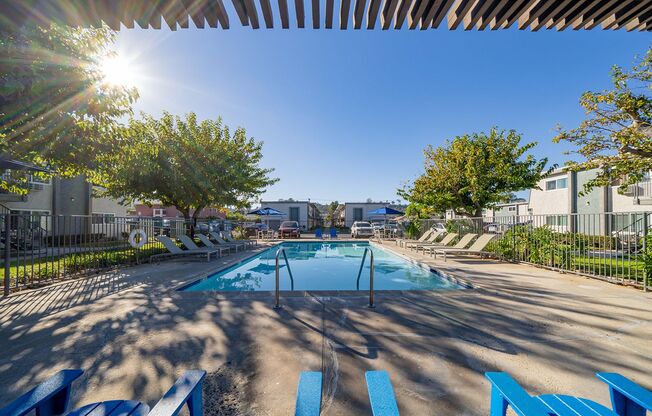 2 beds, 1 bath, 780 sqft, $2,400, Unit 667-M