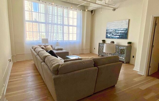 1 bed, 1 bath, 955 sqft, $2,300, Unit 202