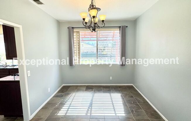 Ready to move in 3 bed 3 bath home