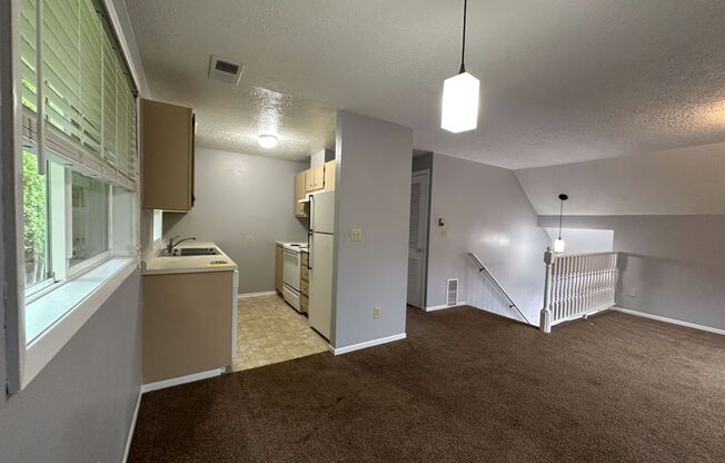 1 bed, 1 bath, $1,295, Unit 3027-200