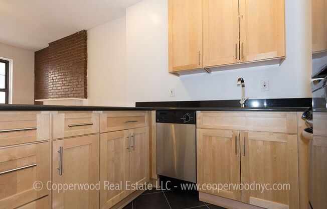 172 East 82nd St