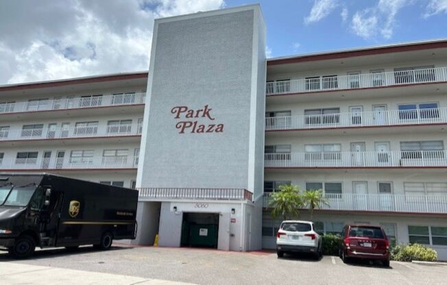 Quaint 1/1.5 condo in a great neighborhood located close to employment, beaches and shopping.