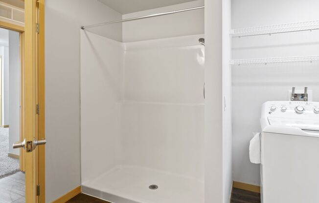 2 beds, 2 baths, 1,064 sqft, $1,750, Unit 403