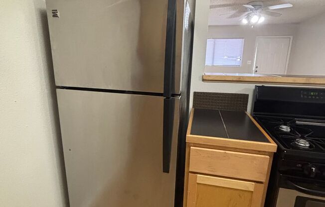 1 bed, 1 bath, 720 sqft, $1,229, Unit BOU-211